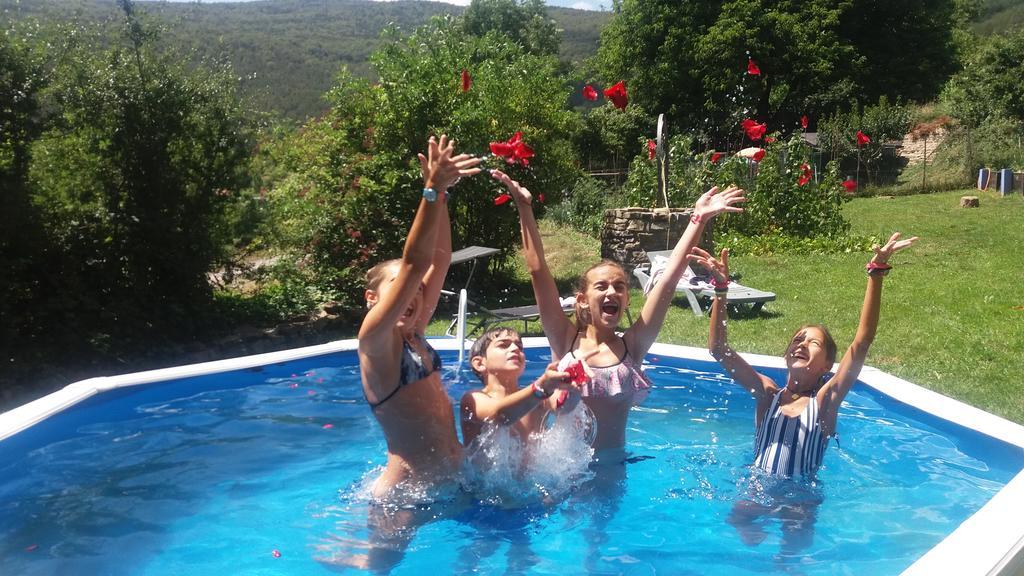 La Casa Azul Guest House Yosa de Sobremonte Екстериор снимка